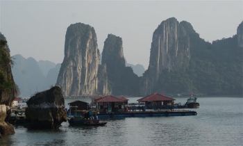 Kinh Nghiệm Du Lịch Làng Chài Cửa Vạn Hạ Long