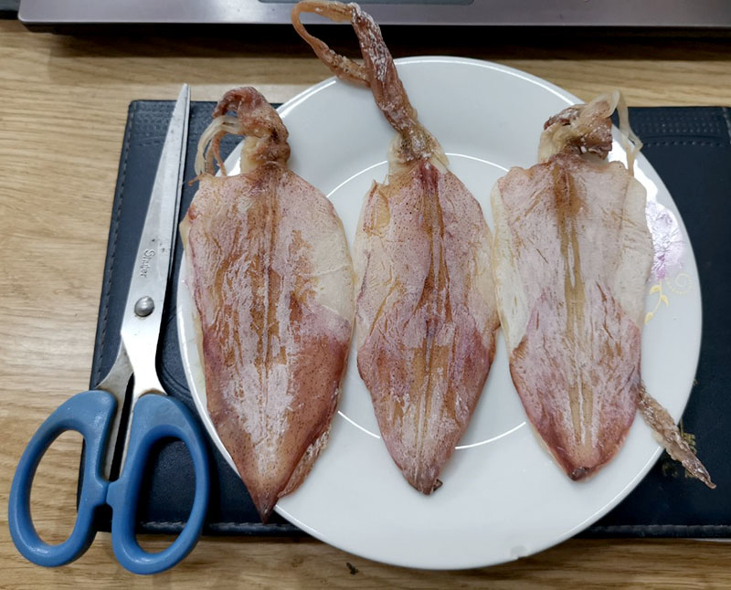 Cách làm món mực khô rim me