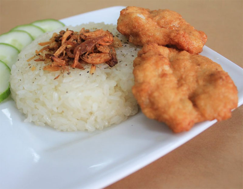 Chả mực Hạ  Long Hà Nội chiên ăn cùng xôi