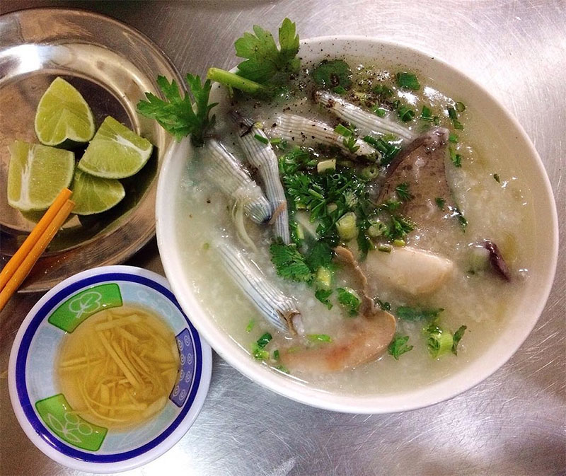 Sá sùng tươi nấu cháo